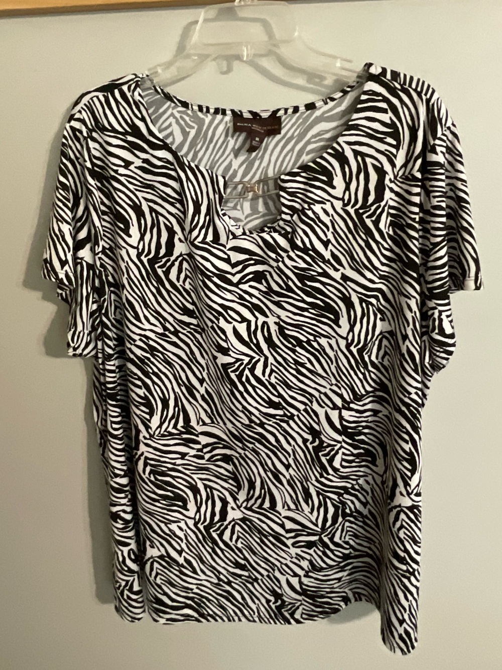 Dana Buchman Black & White Zebra Print Blouse with Metal Detail 3X